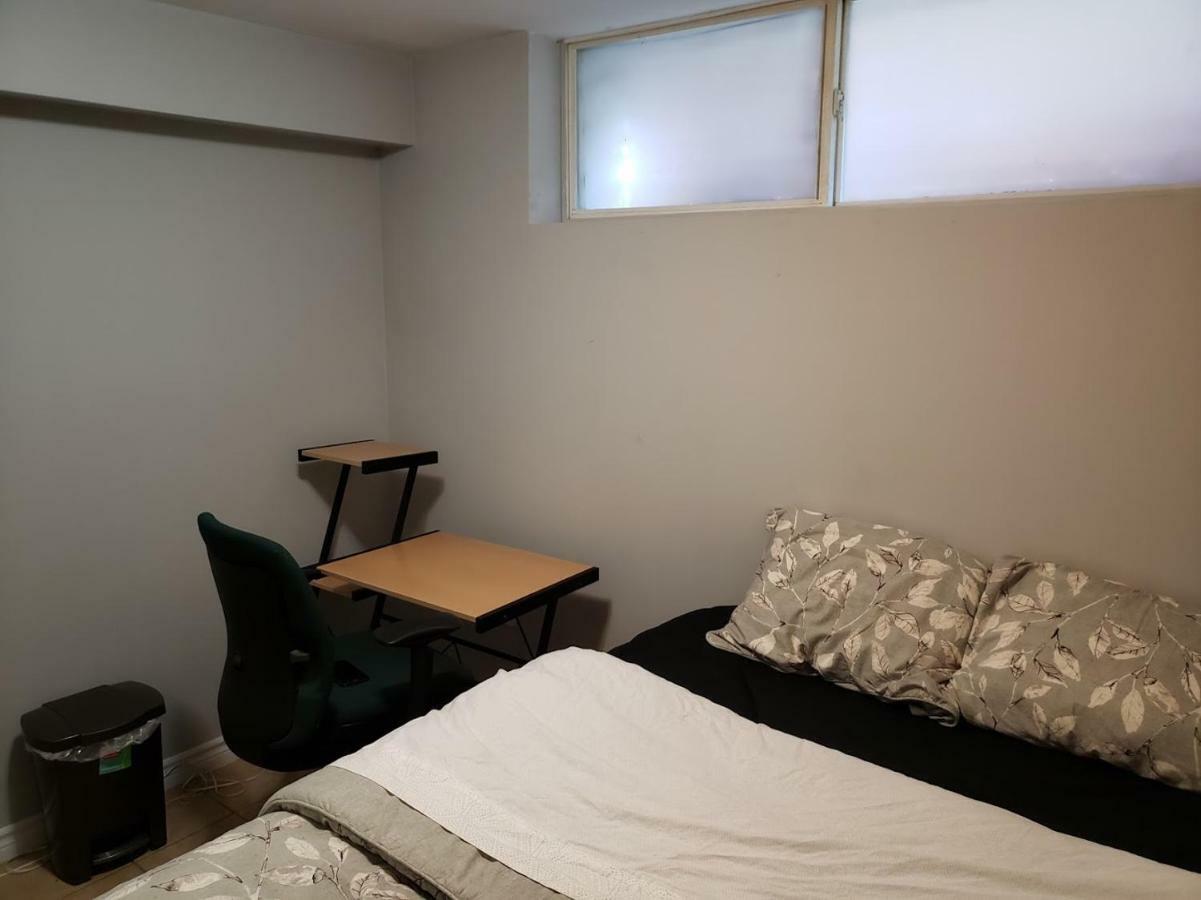 Private Room In Downtown הליפקס מראה חיצוני תמונה